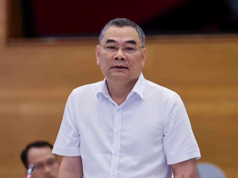 Vụ Việt Á: Vì sao một số quan chức nhận tiền không bị xử lý nhận hối lộ? Vu Viet A: Vi sao mot so quan chuc nhan tien khong bi xu ly nhan hoi lo?