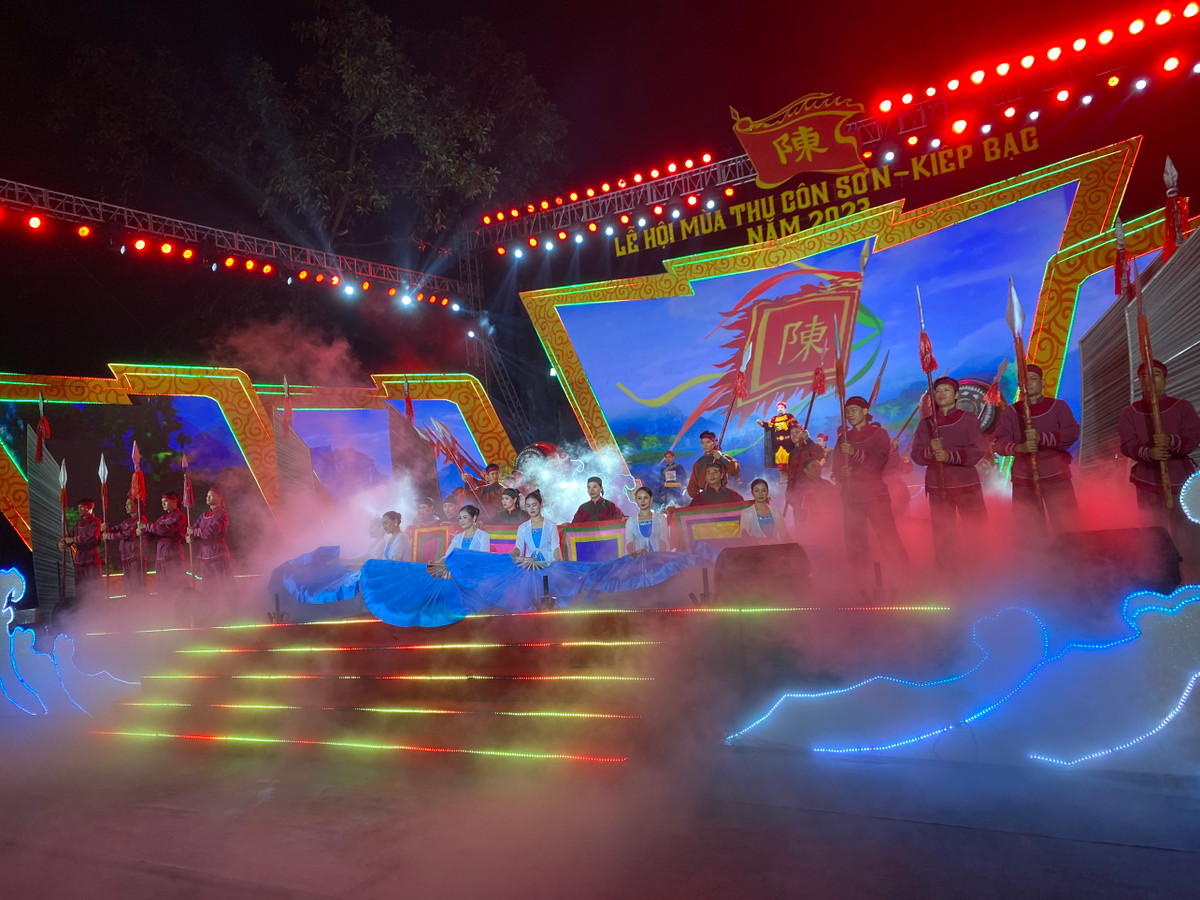 Pho Thu tuong Tran Hong Ha du khai hoi mua thu Con Son-Kiep Bac 2023-Hinh-10