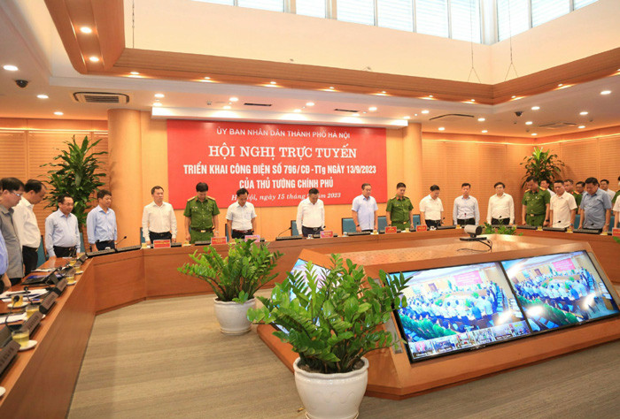 Chủ tịch Hà Nội Trần Sỹ Thanh: “Đừng để sự mất mát 56 gia đình trở thành vô nghĩa” Chu tich Ha Noi Tran Sy Thanh: “Dung de su mat mat 56 gia dinh tro thanh vo nghia”