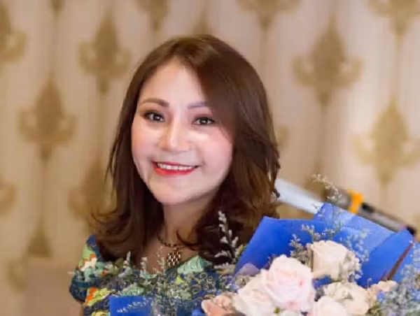 Đáng chú ý, trước khi bị tạm giữ, nữ Tổng Giám đốc Công ty Nhật Nam từng có nhiều phát ngôn gây sốc. "Nếu ai đầu tư vào Nhật Nam mất tiền tôi đền. Gửi tiền vào Nhật Nam, tôi cam kết sẽ không bị mất", là một trong những phát ngôn của bà Vũ Thị Thúy khiến không ít nhà đầu tư dù biết đầu tư lãi cao, rủi ro cao nhưng vẫn bỏ tiền vào đầu tư vì tin vào lời hứa này. 