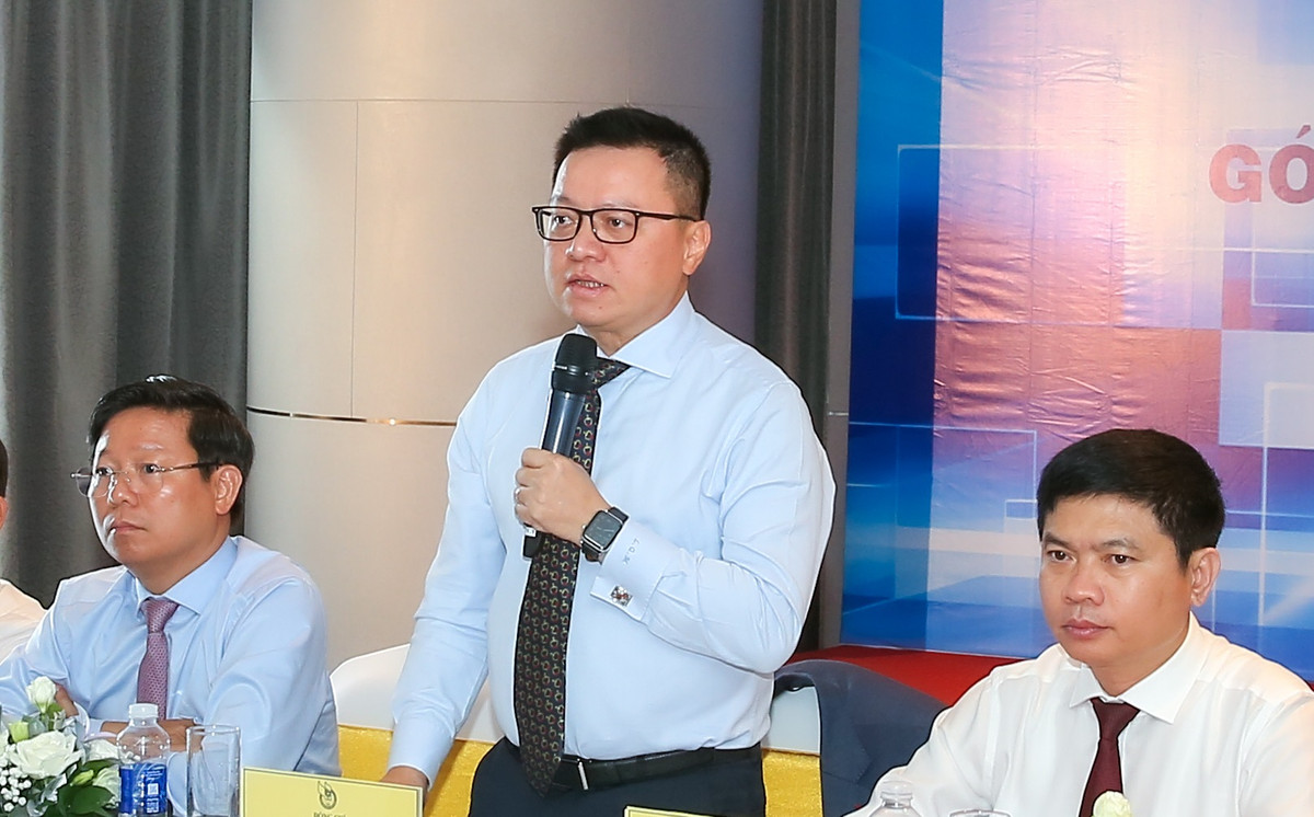 Diễn đàn Tổng Biên tập: Bắt tay thực hiện hiệu quả truyền thông chính sách Dien dan Tong Bien tap: Bat tay thuc hien hieu qua truyen thong chinh sach