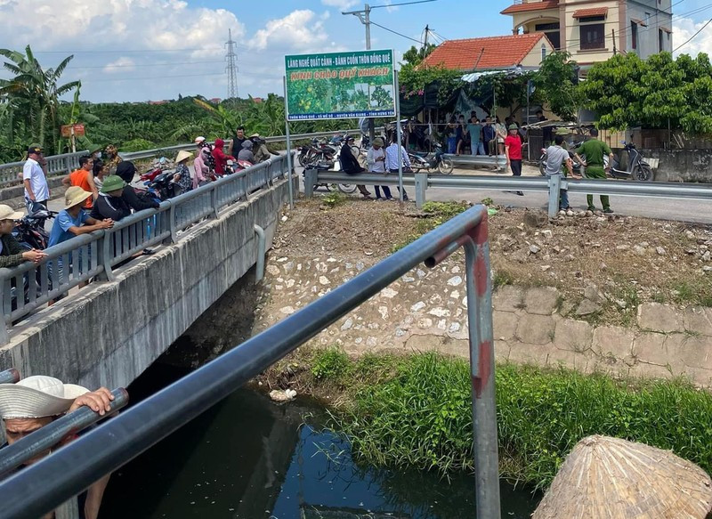 Danh tinh nu nghi can bat coc, sat hai chau be 2 tuoi o Ha Noi