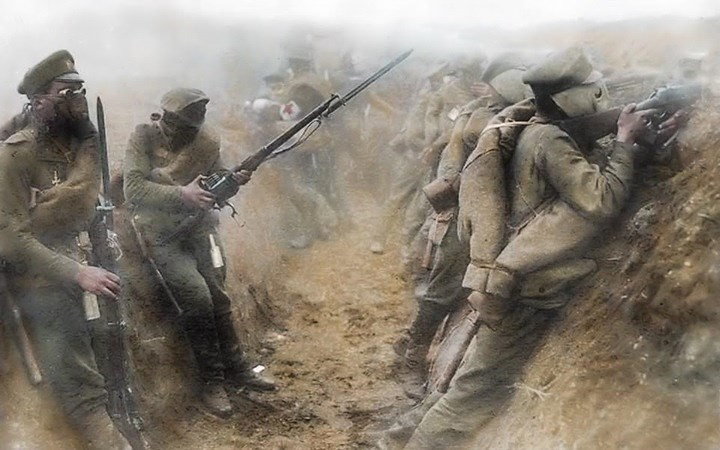 Binh sĩ Nga tại Mặt trận phía Tây với mặt nạ phòng độc chuẩn chống lại một đợt tấn công của quân Đức.