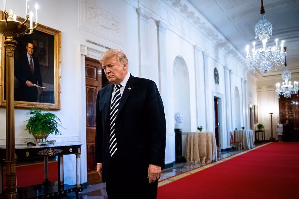 Tong thong Trump khong du APEC 2018, My dung truoc nguy co moi-Hinh-2