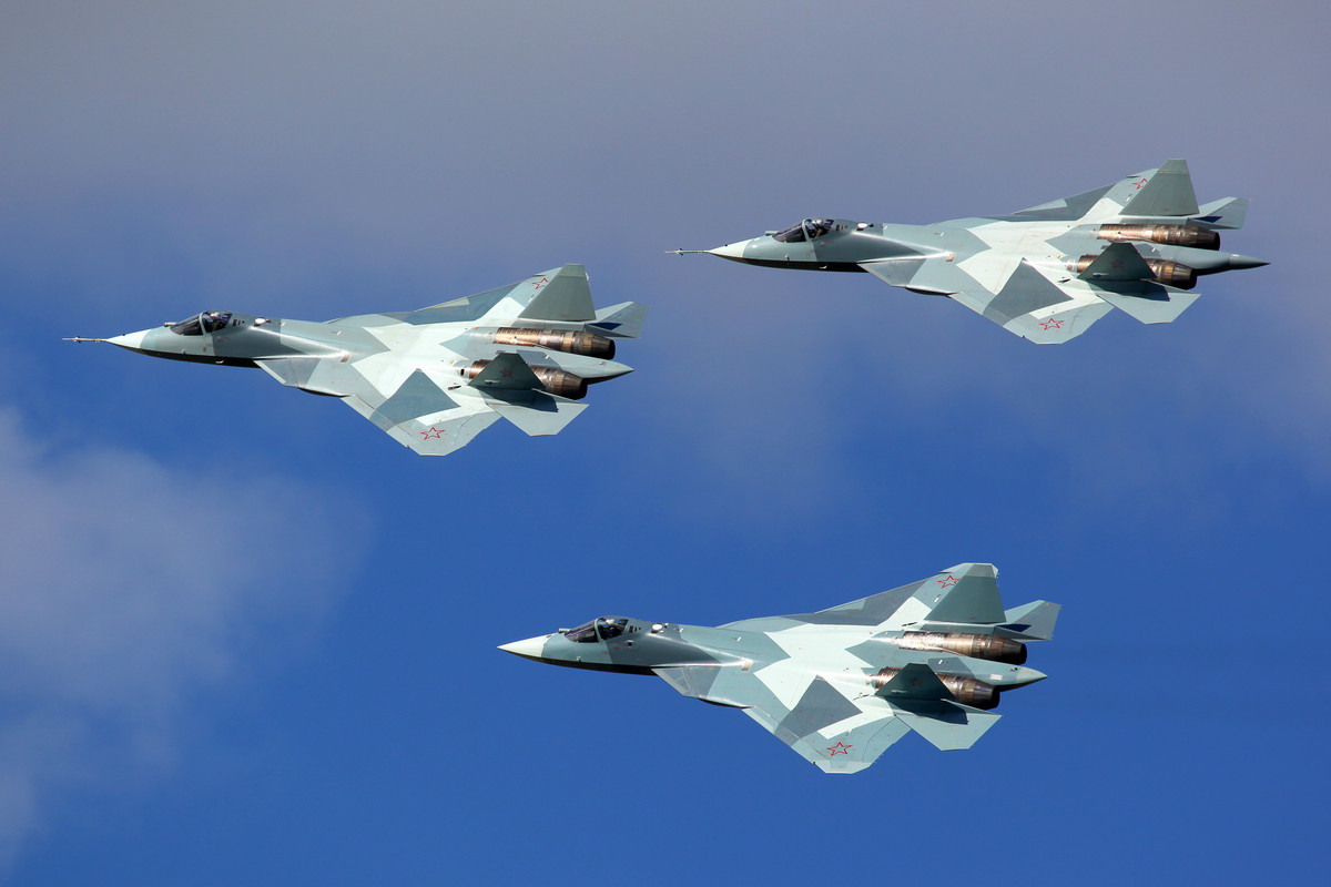 Hiện tại Nga đang kém về quân số cũng như thế hệ máy bay chiến đấu so với Không quân Mỹ và Israel trên chiến trường Syria, sau những căng thẳng mới xảy ra đã có dự đoán cho rằng Su-57 có thể sẽ quay lại Syria để "thử lửa" một lần nữa.