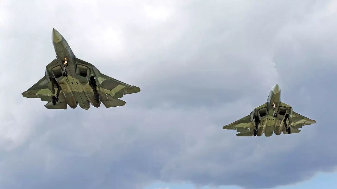 Ngoài nhiệm vụ canh phòng lực lượng Quân đội Ukraine và NATO, việc bố trí tiêm kích Su-57 tại Quân khu phía Nam còn giúp Nga có thể điều động chúng chi viện cho chiến trường Syria trong trường hợp cần thiết với thời gian ngắn nhất.