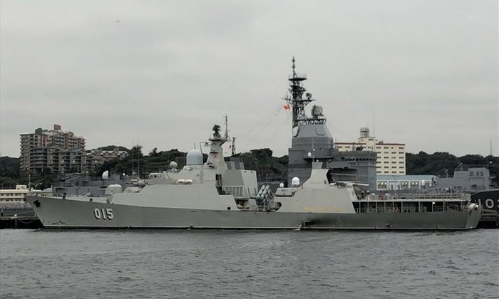 Đại tá Lê Hồng Chiến cảm ơn sự đón tiếp trọng thị của cán bộ, binh sĩ Căn cứ hải quân Yokosuka. Đây cũng là lần đầu tiên Hải quân Việt Nam cử tàu sang thăm Nhật Bản nhân dịp kỷ niệm 45 năm ngày thiết lập quan hệ ngoại giao Việt Nam-Nhật Bản.