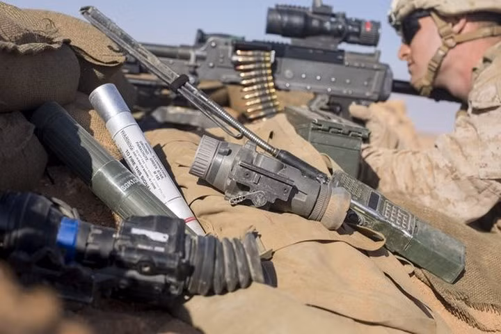 Cuộc diễn tập bắn đạn thật của hơn 100 lính thủy đánh bộ Mỹ diễn ra cùng thời điểm khi Hải quân Nga tập trung lực lượng trên Địa Trung Hải để hỗ trợ quân đội của Tổng thống Syria Bashar al-Assad cho chiến dịch giải phóng Idlib- thành trì cuối cùng của phe nổi dậy tại Syria.