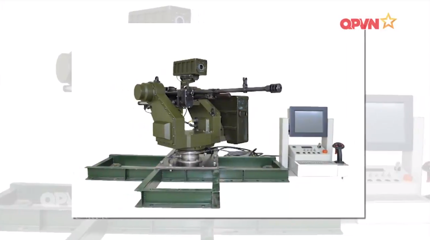 Dựa trên các yêu cầu về một loại vũ khí tự động như trên, Viện Vũ khí thuộc Tổng cục Công nghiệp Quốc phòng đã nghiên cứu, chế tạo thành công tổ hợp vũ khí tự động với súng máy 12.7mm, đáp ứng được hầu hết các yêu cầu tính năng kỹ chiến thuật trong việc hiện đại hóa các dòng súng máy 12.7mm có trong biên chế Quân đội Nhân dân Việt Nam. Nguồn ảnh: QPVN.