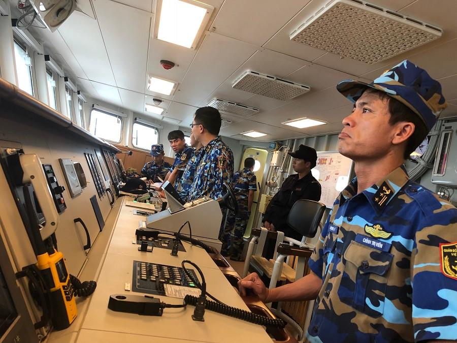 Tau ho ve 015-Tran Hung Dao san sang ung pho voi bao Tra Mi