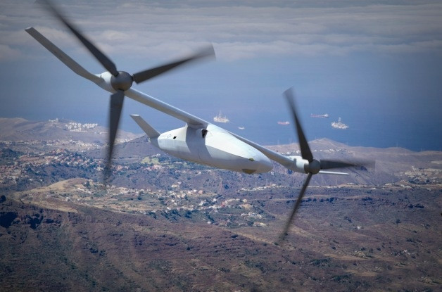 Nhà sản xuất cho biết thêm, để V-247 Vigilant hoạt động hiệu quả, UAV này được tích hợp hệ thống cảm biến phân giải cao, phao sonar, các module phát hiện và đo cự ly bằng ánh sáng LiDAR, module radar bề mặt 360 độ. Đặc biệt, V-247 Vigilant còn được trang bị ngư lôi hạng nhẹ MK-50, tên lửa Hellfire hoặc tên lửa không đối đất khác.