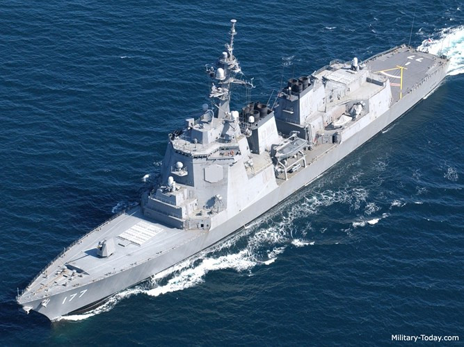 Ngoài ra, tàu còn được trang bị 2 cụm phóng ngư lôi Type-68 324mm (3 ống/cụm) sử dụng ngư lôi hạng nhẹ Mk46 tầm bắn 11km độ sâu 365m, cơ số ngư lôi lên đến 73 quả. Ảnh: Military-Today.