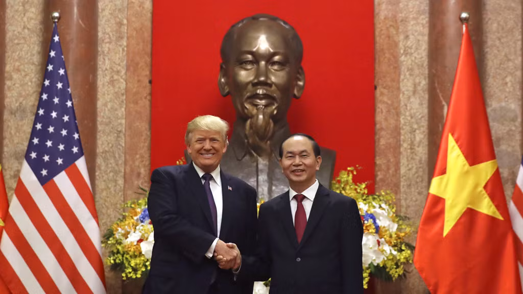 Tong thong Nga, Thu tuong Nhat thuong tiec su ra di cua Chu tich nuoc-Hinh-3