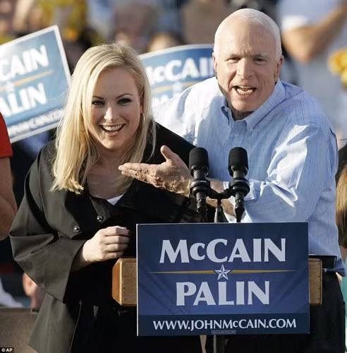 McCain giới thiệu con gái Meghan với các cử tri trong cuộc vận động năm 2008. Lần này ông chiến thắng trong nội bộ đảng và trở thành ứng viên Tổng thống của phe Cộng hòa nhưng lại thất bại trước ứng viên Tổng thống đảng Dân chủ Barack Obama.