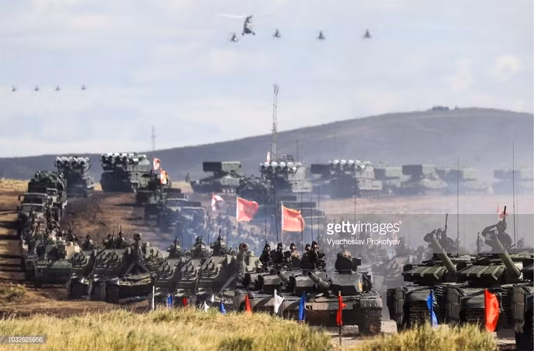 Số phương tiện chiến đấu xuất hiện tại thao trường Tsugol ngày 13/9 ước tính có thể lên đến hàng ngàn phương tiện. Nguồn ảnh: Vyacheslav Prokofyev.