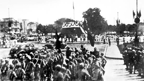 Xay dung luc luong vu trang Viet Nam trong nhung ngay dau doc lap