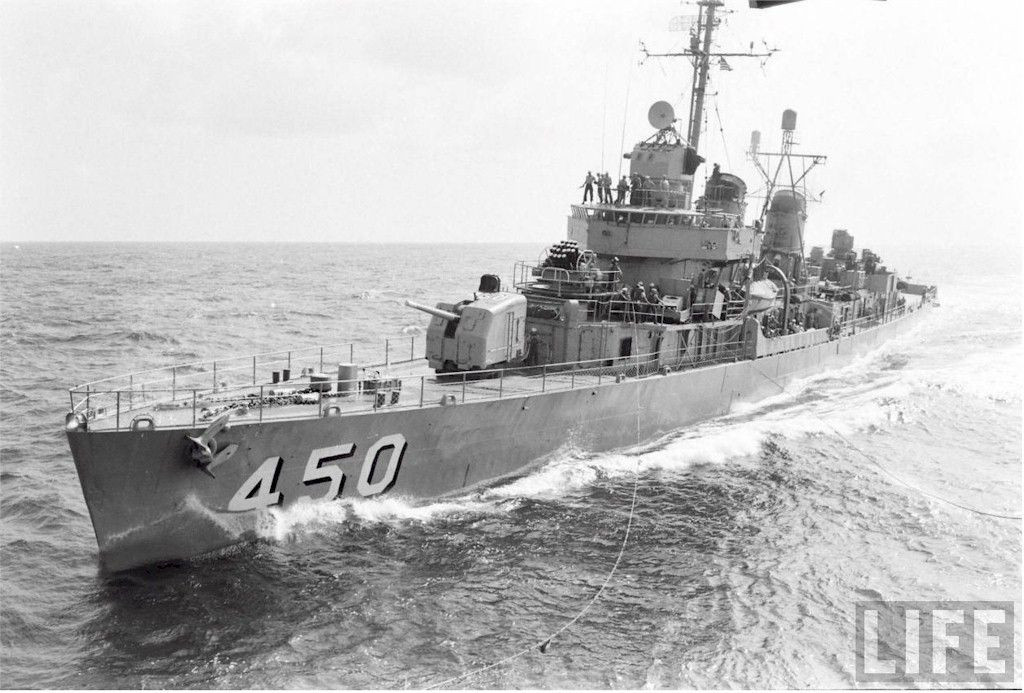 Kinh ngac giai thoai My danh chim tau ngam Nhat nho khoai tay