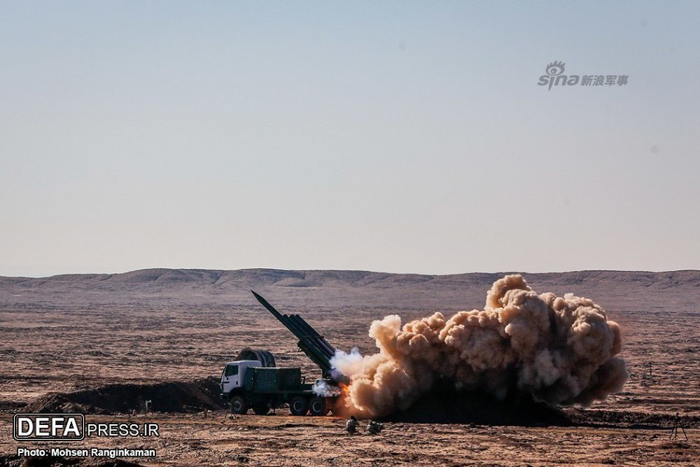 Mới đây lực lượng vũ trang người Kurd thuộc Đảng PDKI đã tổ chức một cuộc bạo loạn và tràn vào tấn công lãnh sự quán Iran tại Iraq, điều này khiến chính quyền nước Cộng hòa Hồi giáo quyết định không thể ngồi yên và sớm tung đòn trả đũa.