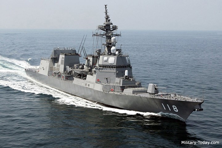 Akizuki là loại tàu khu trục mang tên lửa điều khiển mới nhất của lực lượng Phòng vệ biển Nhật Bản. Akizuki sử dụng công nghệ điện tử hàng hải tối tân như radar quét mạng pha điện tử chủ động băng tần kép OPS-50, hệ thống chiến đấu đa chức năng FCS-3A, bộ định vị thủy âm tiên tiến OQQ-22.