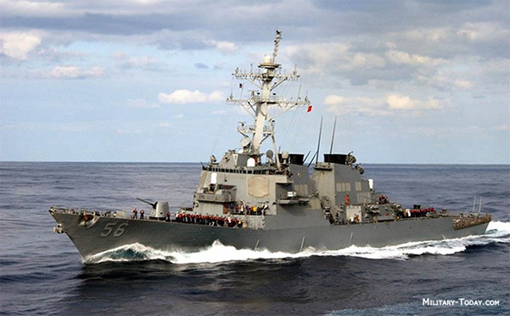 Arleigh Burke là lớp tàu khu trục nòng cốt cho sức mạnh tác chiến trên biển của Hải quân Mỹ. Trái tim của tàu là hệ thống chiến đấu tối tân Aegis được thiết kế chuyên dùng cho nhiệm vụ đánh chặn tên lửa đạn đạo. Arleigh Burke cùng với Kongo là hai loại tàu khu trục duy nhất trên thế giới có khả năng đánh chặn tên lửa đạn đạo liên lục địa.