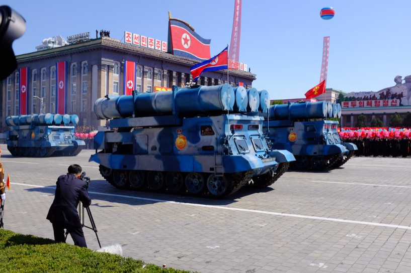 Tổ hợp tên lửa phòng thủ bờ biển của Triều Tiên có tên KN-09 sử dụng các tên lửa chống hạm tương tự tên lửa Kh-35 của Nga. Ảnh: Josh Smith.