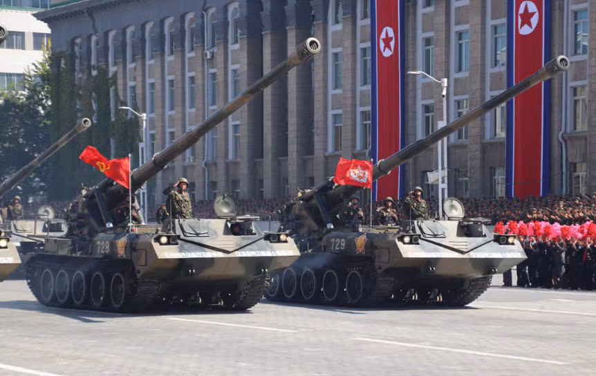 Pháo tự hành Koksan 170mm của Triều Tiên xuất hiện tại lễ duyệt binh 9/9. Ảnh: NK News.