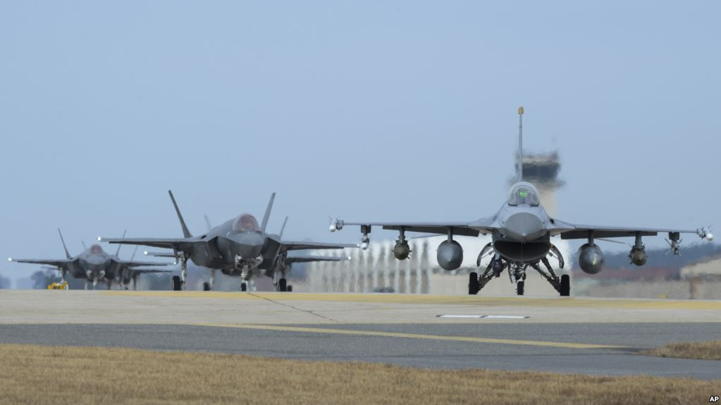 Nhung diem yeu ve tuong lai am dam cua Khong quan My