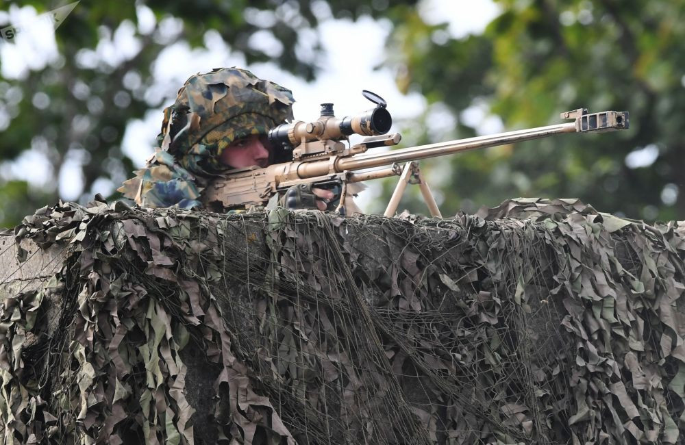 Theo TASS, khi thị sát tại thao trường Tsugol ở khu vực Trans-Baikal, Tổng thống Nga Vladimir Putin nhận định, cuộc tập trận này này chính là bài kiểm tra quy mô lớn đầu tiên dành cho quân đội Nga sau hơn 10 năm thực hiện chương trình hiện đại hóa. Nguồn ảnh: Sputnik.