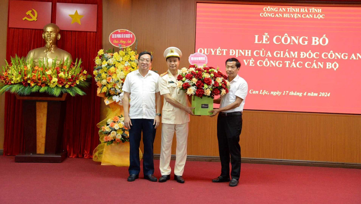 Thuong ta Vo Chau Tuan lam Truong Cong an huyen Can Loc-Hinh-2