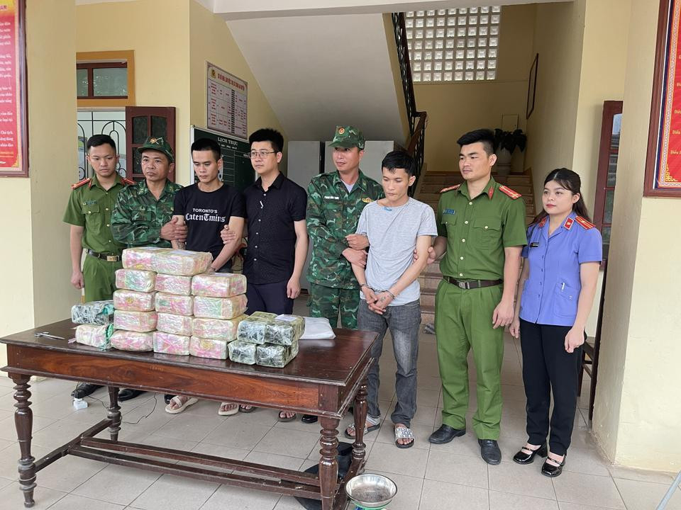 Vận chuyển thuê 24kg ma túy, 3 đối tượng lĩnh án tử hình - Hình 2 Van chuyen thue 24kg ma tuy, 3 doi tuong linh an tu hinh-Hinh-2