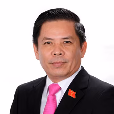 Bộ trưởng Bộ Giao thông vận tải Nguyễn Văn Thể (sinh ngày: 27/11/1966) quê quán: xã Trường Xuân, huyện Tháp Mười, tỉnh Đồng Tháp. Chức vụ: Ủy viên Trung ương Đảng, Bộ trưởng Bộ Giao thông vận tải. Trình độ chuyên môn: Tiến sĩ Khoa học kỹ thuật giao thông.