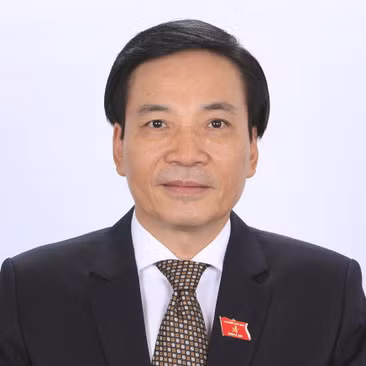  Bộ trưởng, Chủ nhiệm Văn phòng Chính phủ Trần Văn Sơn (sinh ngày: 1/12/1961) quê quán: xã Hải Anh, huyện Hải Hậu, tỉnh Nam Định. Chức vụ: Ủy viên Trung ương Đảng; Bộ trưởng, Chủ nhiệm Văn phòng Chính phủ. Trình độ chuyên môn: Thạc sĩ Quản trị kinh doanh, Kỹ sư Kinh tế xây dựng.