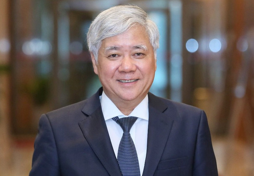 Đầu giờ sáng nay, Hội nghị Đoàn Chủ tịch lần thứ 8 khóa IX của Ủy ban Trung ương MTTQ Việt Nam đã nhất trí cao giới thiệu ông Đỗ Văn Chiến để hiệp thương tham gia Ủy ban, Đoàn Chủ tịch và giữ chức Chủ tịch Ủy ban Trung ương MTTQ Việt Nam nhiệm kỳ 2019 - 2024.