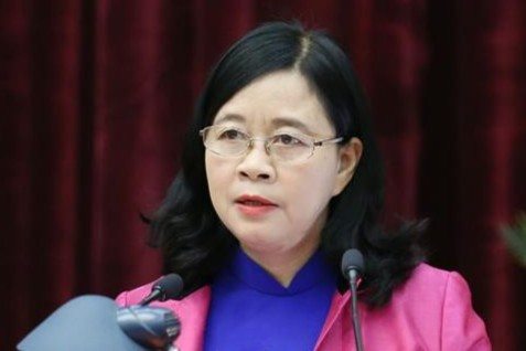  Bà Bùi Thị Minh Hoài - Trưởng Ban Dân vận Trung ương: Khóa XIII (ngày sinh: 1/12/1965) quê quán: xã Thanh Tân, huyện Thanh Liêm, tỉnh Hà Nam.