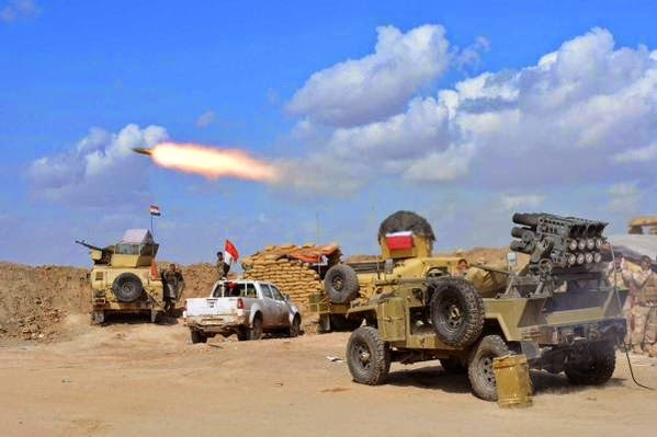 Sơ tốc đầu nòng của Fadjr-1 là 385 mét/giây - xạ thủ hoàn toàn có thể nhìn theo hướng bay của đạn để đoán được quỹ đạo bắn, căn chỉnh cho những loạt bắn tiếp theo.