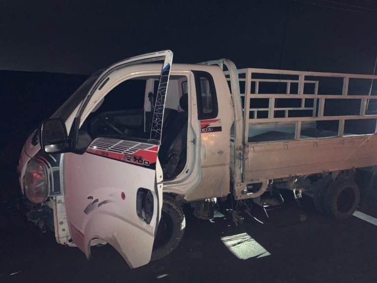 Theo báo cáo đã có ít nhất 17 quả đạn rơi trúng vào mục tiêu và gây ra một số thiệt hại. Đến nay, thông tin về thương vong rất mâu thuẫn, khi phía Mỹ tuyên bố ít nhất 1 chuyên gia của họ và 1 binh sĩ Quân đội Iraq thiệt mạng, trong khi các nguồn tin của Iraq nói rằng có tới 7 người chết (trong đó có 3 người Mỹ) và gần 10 người bị thương.