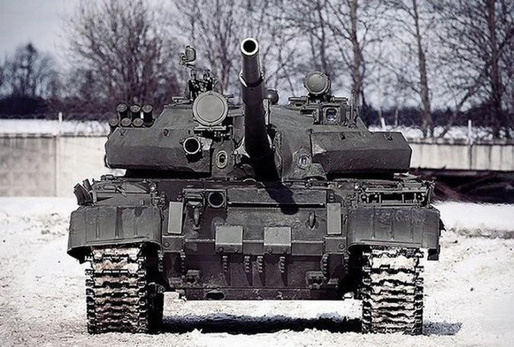 Hiện vẫn còn khoảng 2000 chiếc xe tăng T-62M đang được Nga đưa kho lưu trữ.