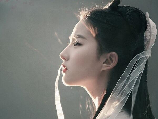 Mức lương cao như vậy nhưng số người làm nghề trang điểm theo phong cách cổ trang vẫn hiếm, nguồn "cung” vẫn chưa đủ “cầu”. Ảnh: Rose Beauty