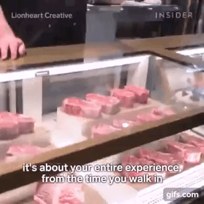 Tại các nhà hàng 5 sao, thực khách có thể tìm thấy thịt ngủ đông từ 3 - 6 tháng, cao cấp hơn một chút là vài năm. Trong khi đó, loại thịt để đến 15 năm là sản phẩm độc quyền của gia đình Polmard. Ảnh: Insider