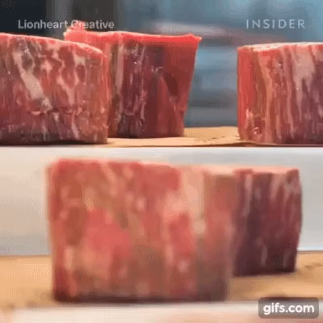 Không chỉ có mức giá đắt đỏ, khách hàng muốn thưởng thức món thịt "ngủ đông" này còn phải đặt trước ít nhất 1 năm. Ảnh: Gifts