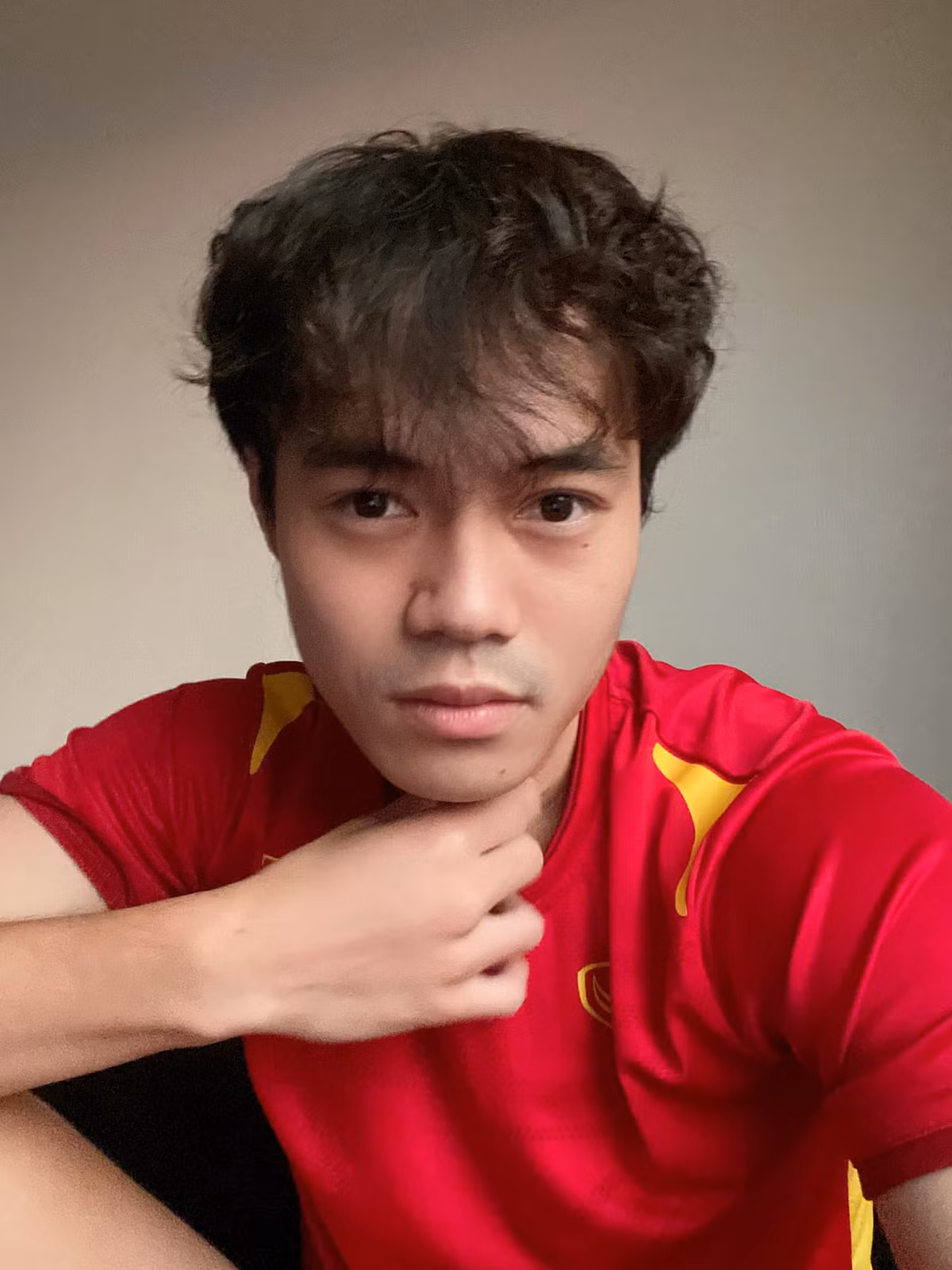 Với chế độ đãi ngộ kể trên, Văn Toàn gia nhập top những cầu thủ có thu nhập cao nhất Việt Nam. Ảnh: FBNV