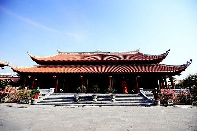 Toàn bộ khuôn viên gồm có 4 nhà, 2 chòi và 1 hầm rượu. Ảnh: Znews