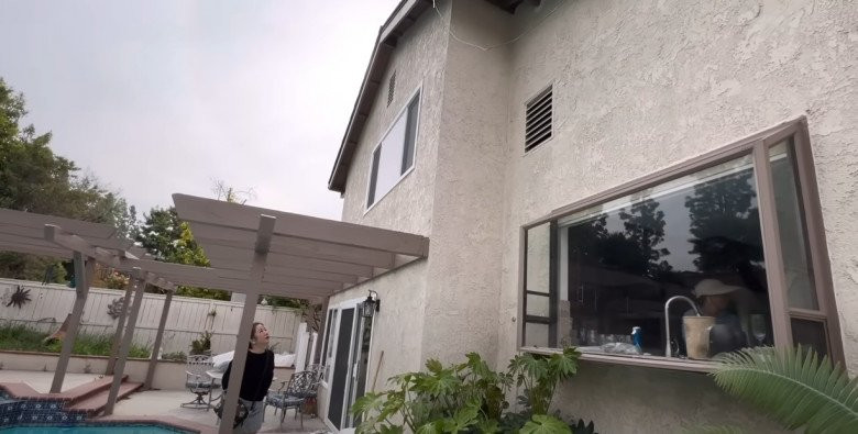  Thúy Nga cho biết mua nhà để làm ăn, không phải mua để ở.