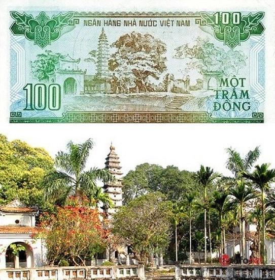 Tờ 100 đồng phát hành lần đầu năm 1992. Mặt sau của tờ tiền in phong cảnh tháp Phổ Minh, một công trình kiến trúc trong khuôn viên chùa Phổ Minh (hay còn gọi là chùa Tháp), thuộc quần thể Khu di tích Đền Trần (thôn Tức Mặc, phường Lộc Vượng, TP. Nam Định). Ảnh: Infonet