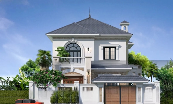 Gam màu trắng chủ đạo giúp toàn bộ không gian nhà 2 tầng thêm rộng rãi. Lớp ngói xanh xếp đều nhau tựa như lớp sóng cùng kết cấu vuông vắn tạo độ vững chắc, khỏe khoắn cho công trình. Ảnh: Noithattugia