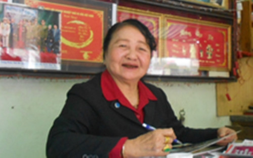 Ít ai biết, cơ duyên đến với nghề bán vàng và gây dựng nên thương hiệu kim hoàn lớn nhất nhì Hà Thành của bà Điểm lại xuất phát từ gánh hàng bán ốc luộc và khoai lang ở chợ Văn Điển. Ảnh: Internet