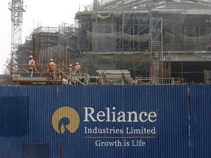 Reliance Industries hiện là công ty nằm trong danh sách Fortune 500 trị giá 240 tỷ USD và là một trong những công ty có giá trị nhất ở Ấn Độ. Ảnh: Reuters