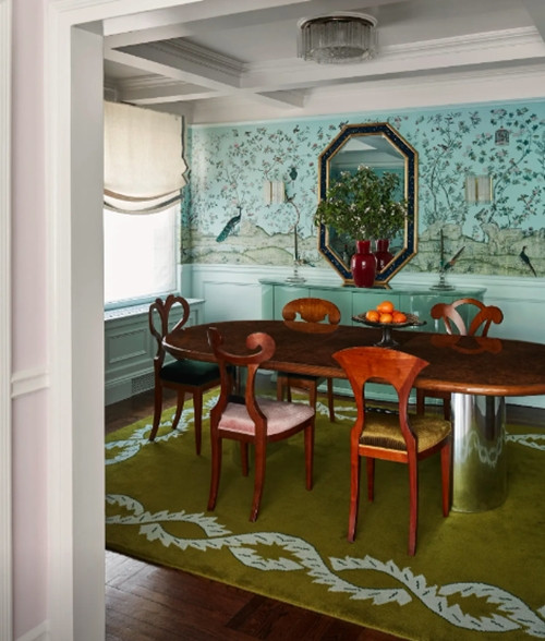 Sau giai đoạn bùng nổ vào đầu thế kỷ 19, không gian nội thất mang phong cách Romanticism - chủ nghĩa lãng mạn được dự báo sẽ quay trở lại với gam màu hồng, đỏ kết hợp họa tiết hoa, ren. Ảnh: Architectural Digest