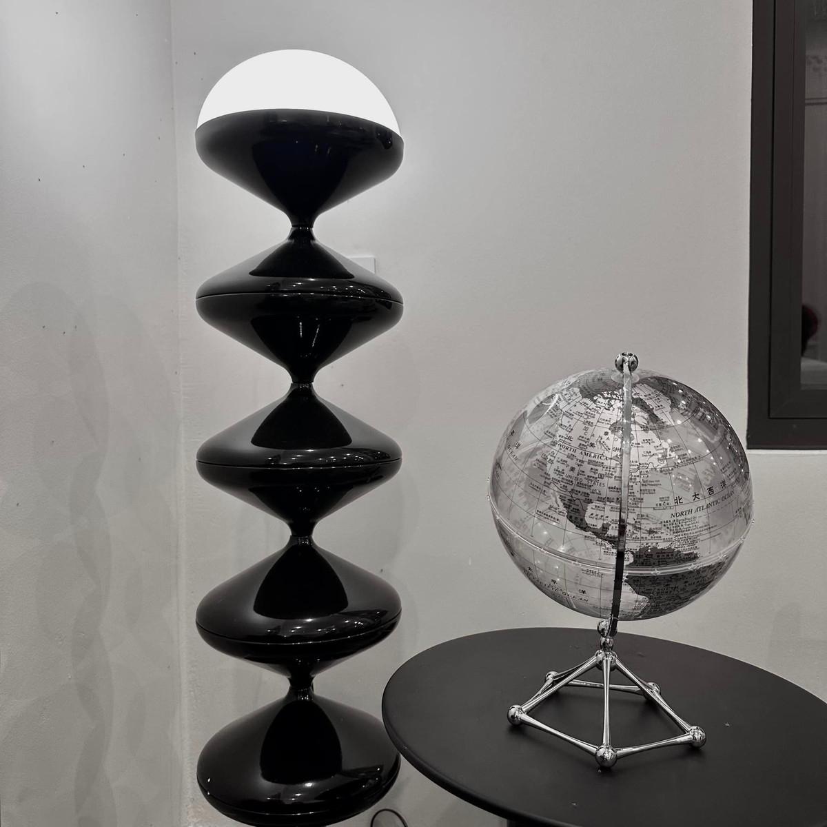 Một góc khác trong nhà của Quỳnh Lương. Nguồn ảnh: FBNV, chụp màn hình