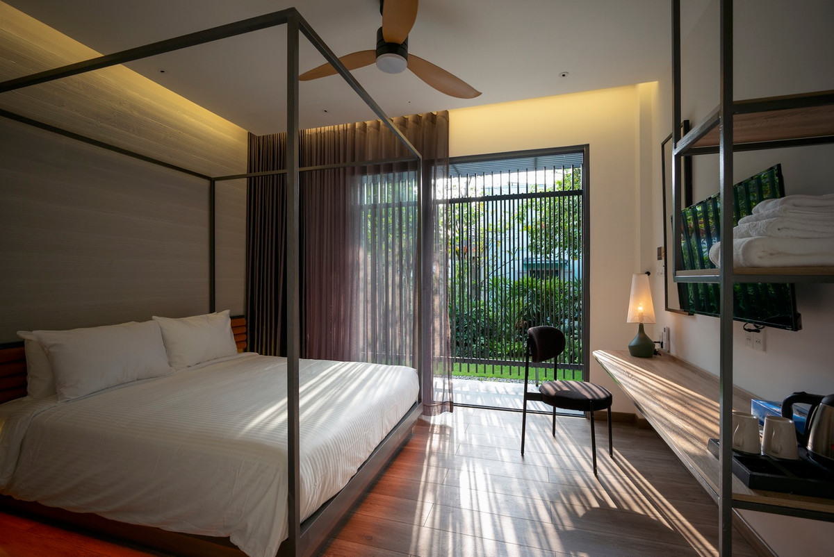 Gia chủ có thể cảm nhận được âm thanh, mùi cỏ và khung cảnh mát mẻ từ căn phòng của mình.